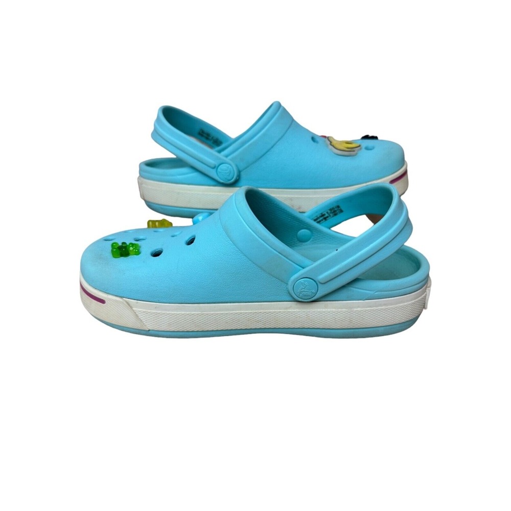 Crocs‎ Light Blue Size 3 w/ Charms